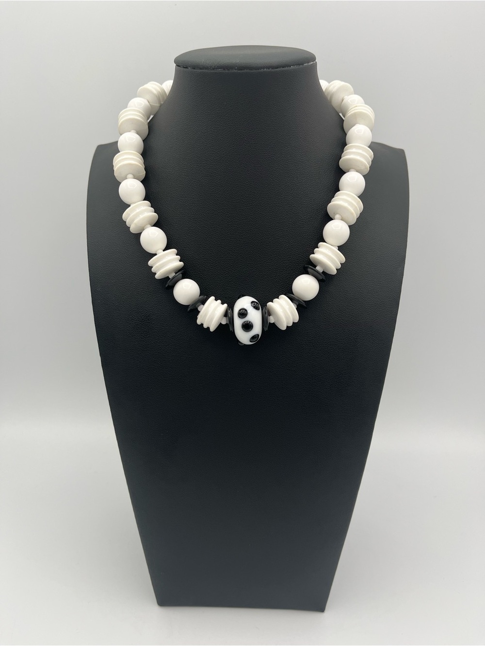 Vintage Miriam Haskell Chunky Hubnail Statement Necklace – Signed White & Black